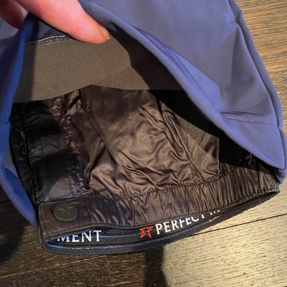 Perfect Moment Ski Snowboard Pant Aurora II flare - Picture 6 of 7